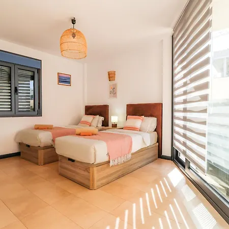 El Ocean View Апартаменты *